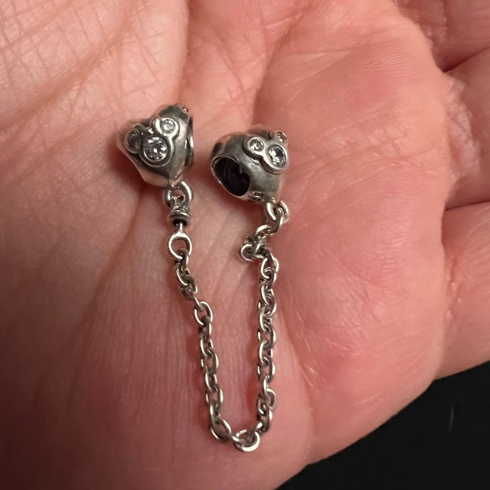 Disney Pandora Heart of Mickey Safety Chain